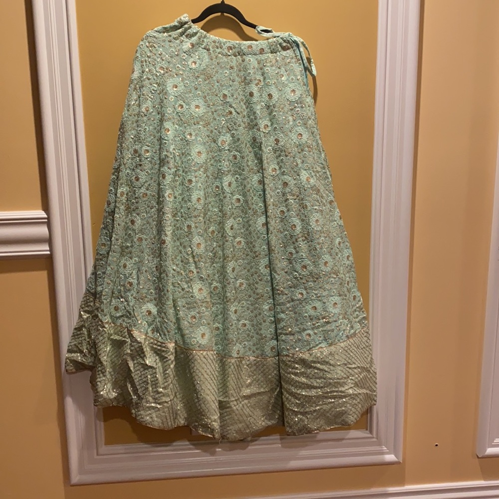 Mint green long top lehenga - Picture 4 of 9